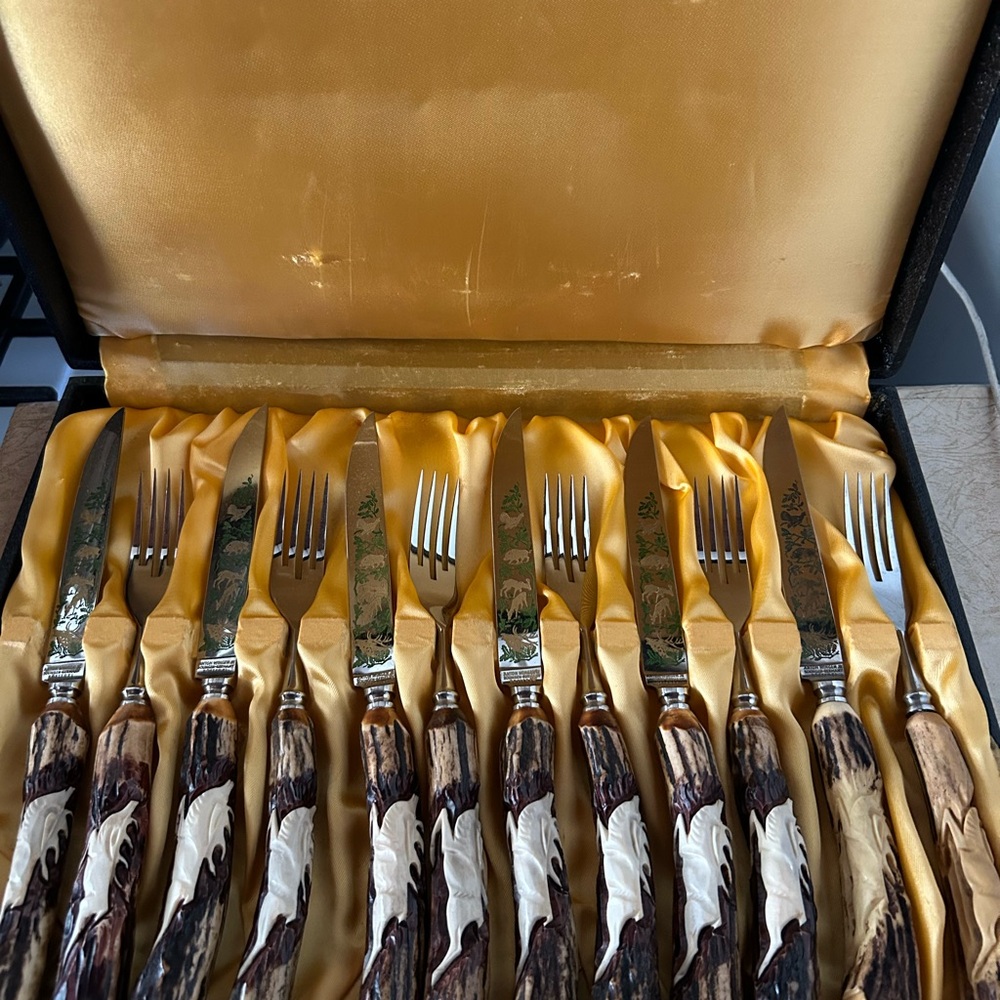 Anton Wingen Jr. Solingen Germany 12 pc. Knife & fork set